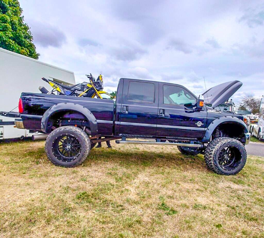 Ford F350 6.7 V8 pickup
