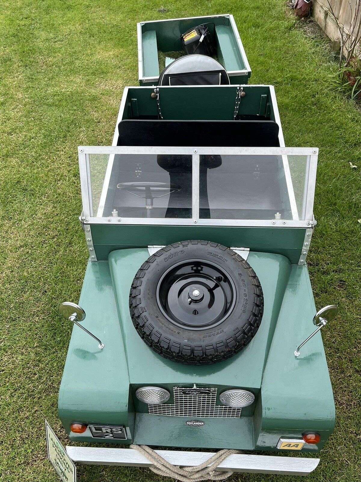 Landrover ride on kids totrod