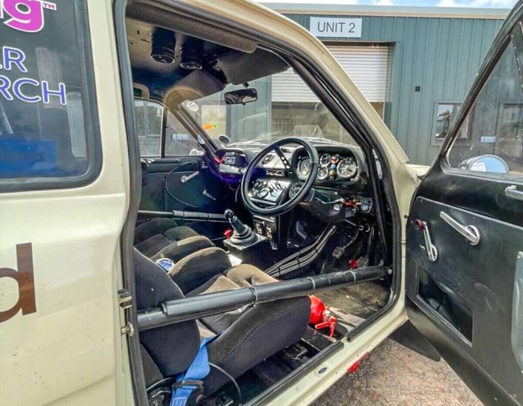 Mk1 Escort RS1600 interior