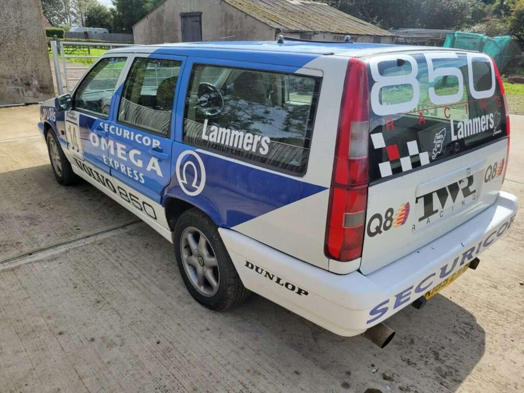 Volvo-850-BTCC-Super-Touring-replica 2