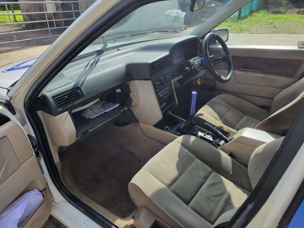 Volvo-850-BTCC-Super-Touring-replica 3