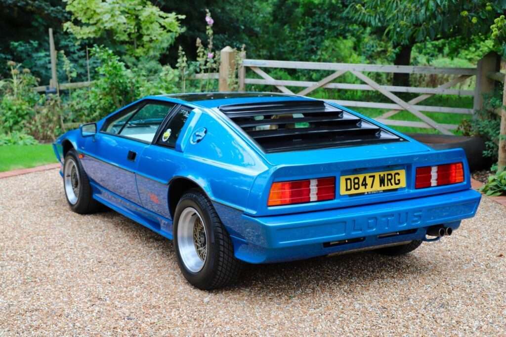 1987 Lotus Esprit Turbo HC rear