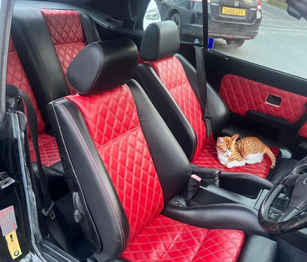BMW E30 with M3 wide body interior