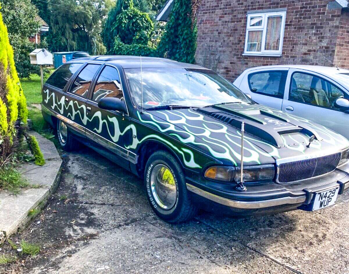 Buick Roadmaster wagon (collectors edition)