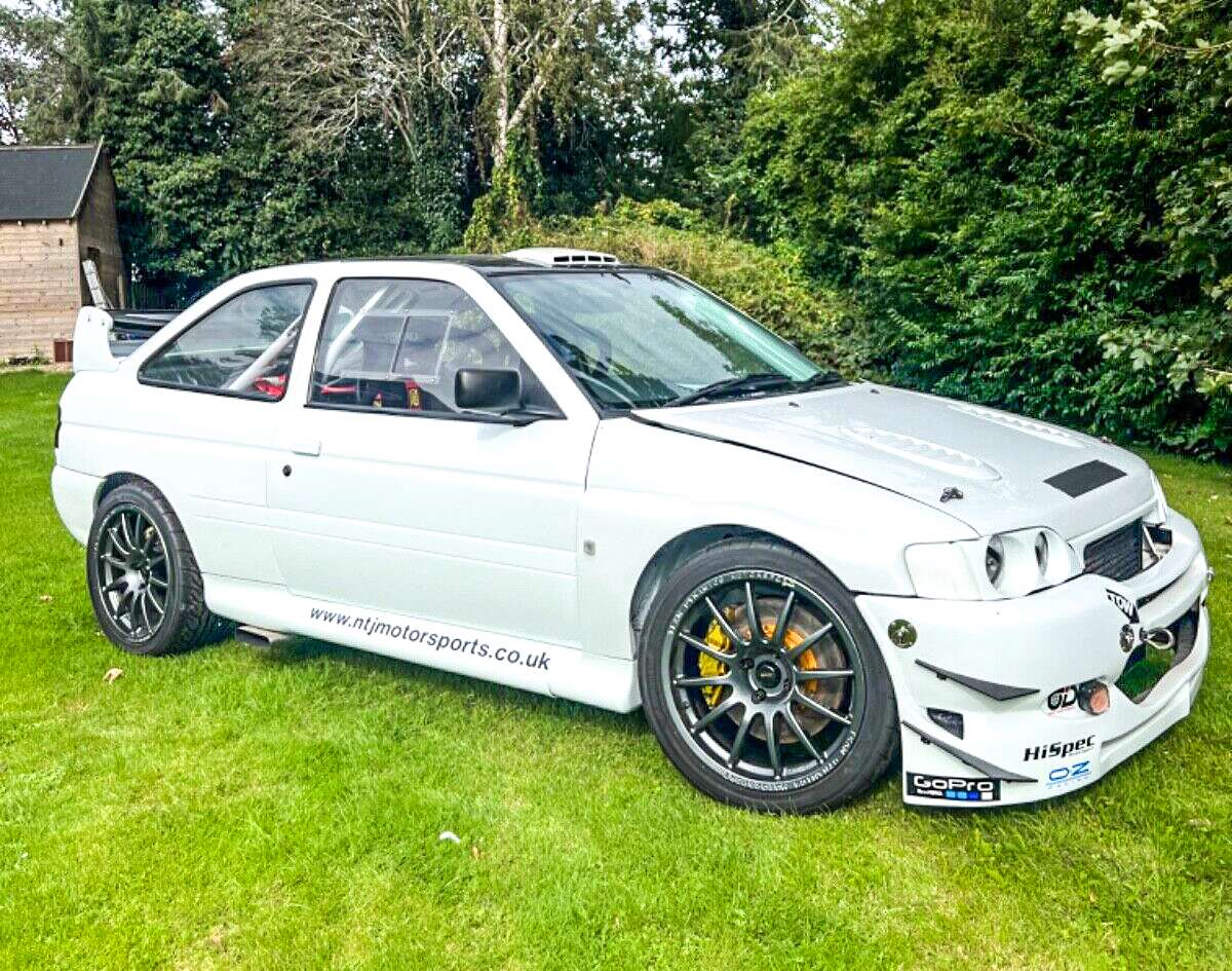 Ford Escort RS Cosworth track car
