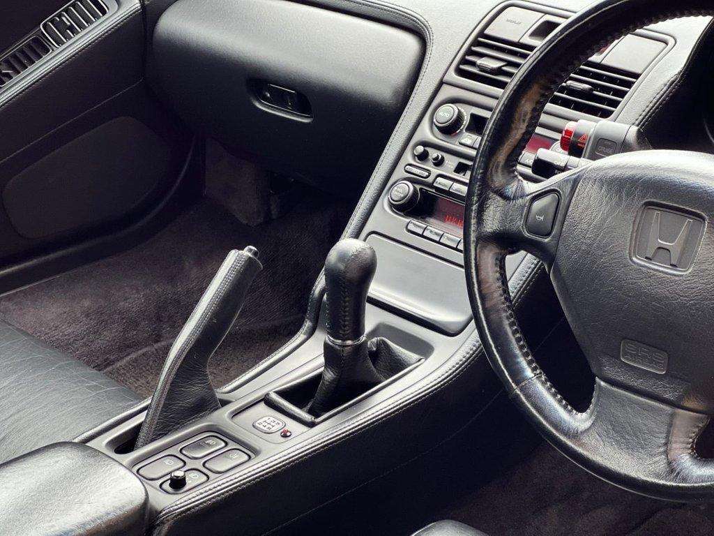 Honda NSX 3.0T 271bhp manual interior
