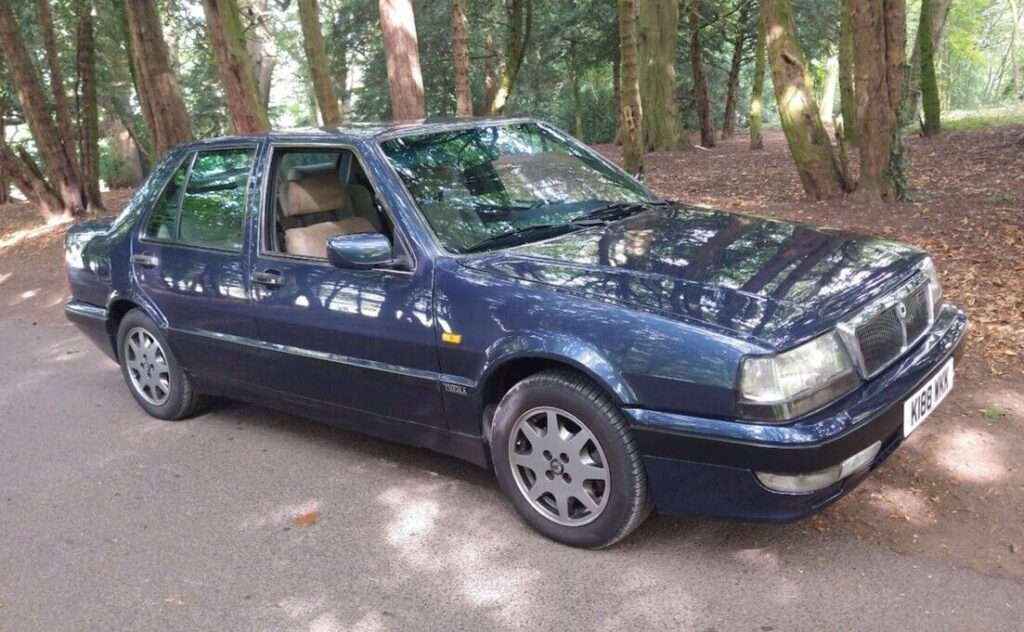 Lancia Thema 2.0 LS 16V Turbo front