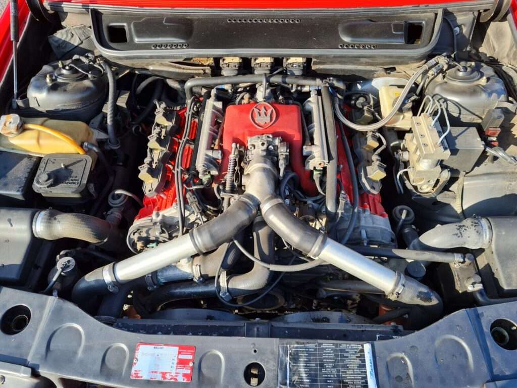 Maserati Ghibli 2.8 twin turbo coupe engine