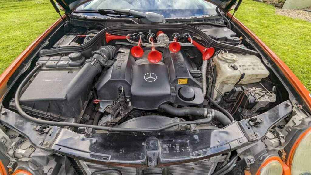 Mercedes CLK320 Dukes of Hazard style 3