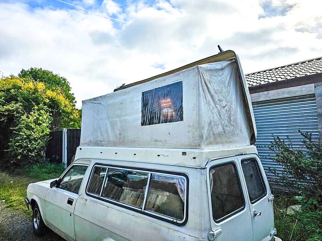 Morris 575 Suntor Camper rear