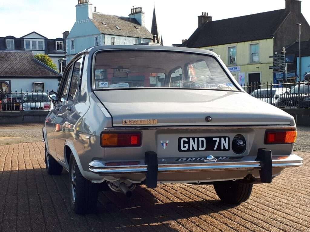 Renault R12 TL Phase 1 rear