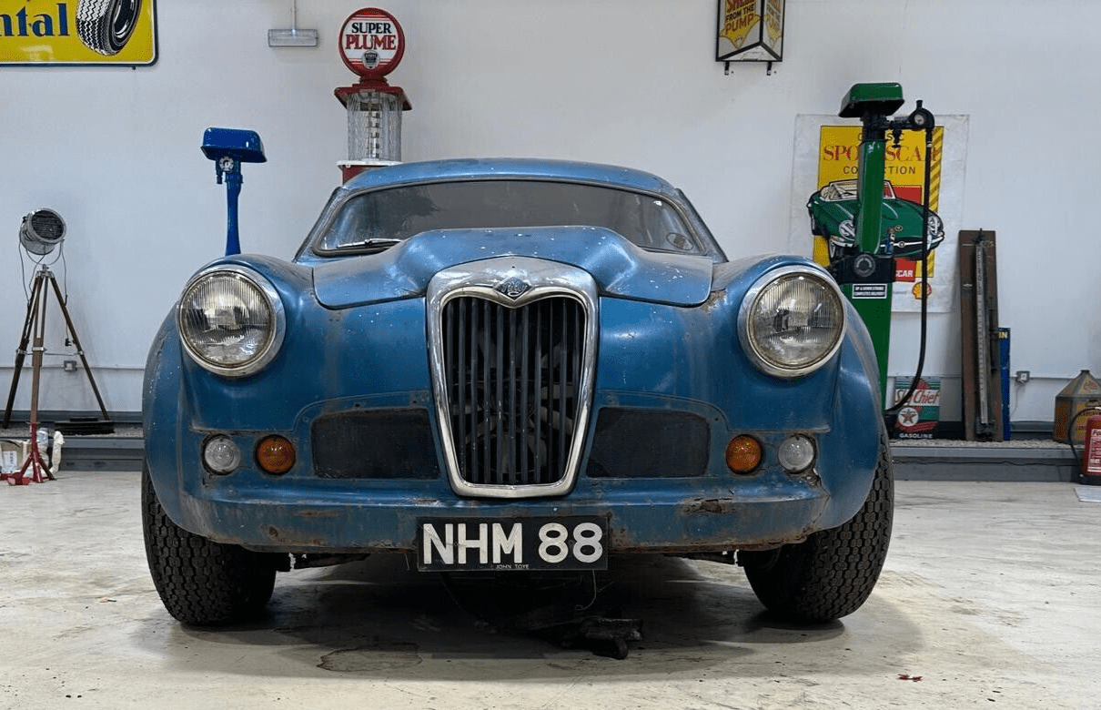 Riley hotrod E-Type based project