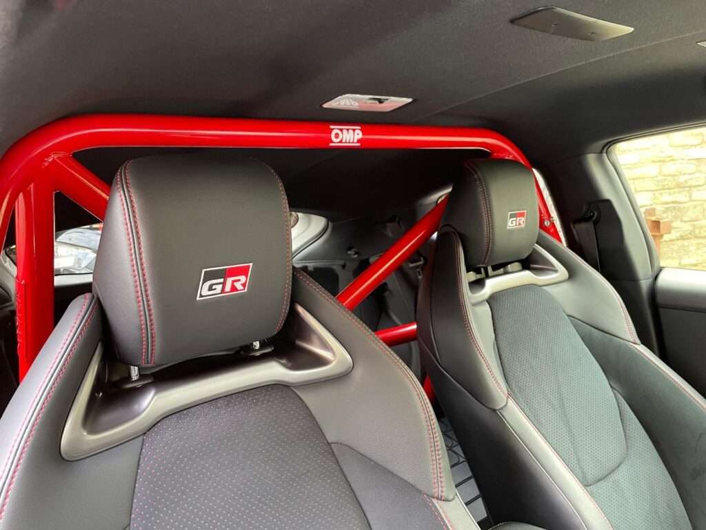 Toyota GR YARIS 1.6 CIRCUIT 4WD interior