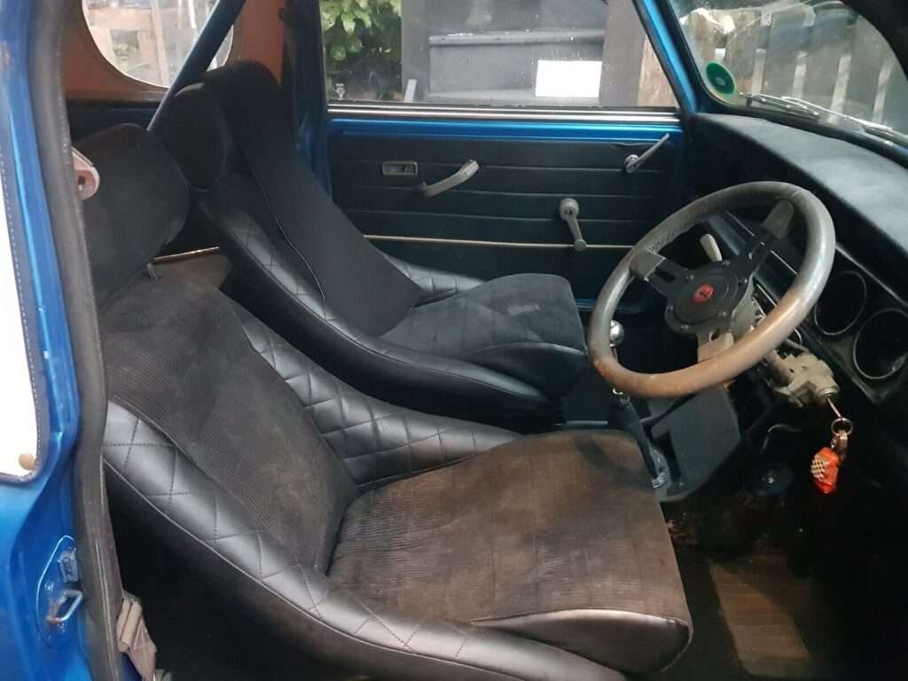 Mini Clubman Convertible 1975 interior
