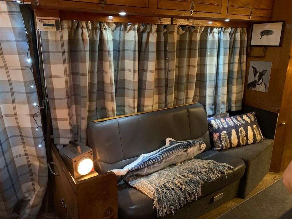 Bedford J2 Motorhome 7