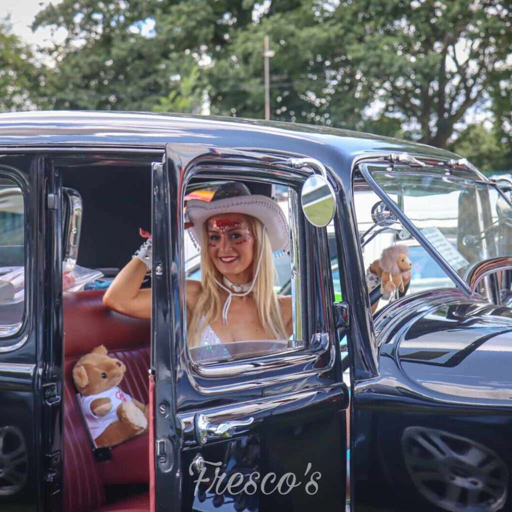 Ford Hotrod 5 Window Coupe 3