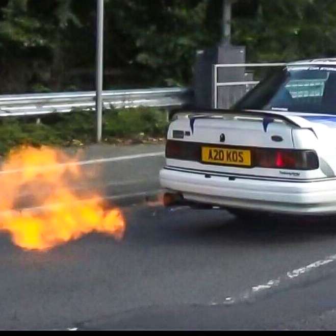 Thunderstorm Ford Sierra 4