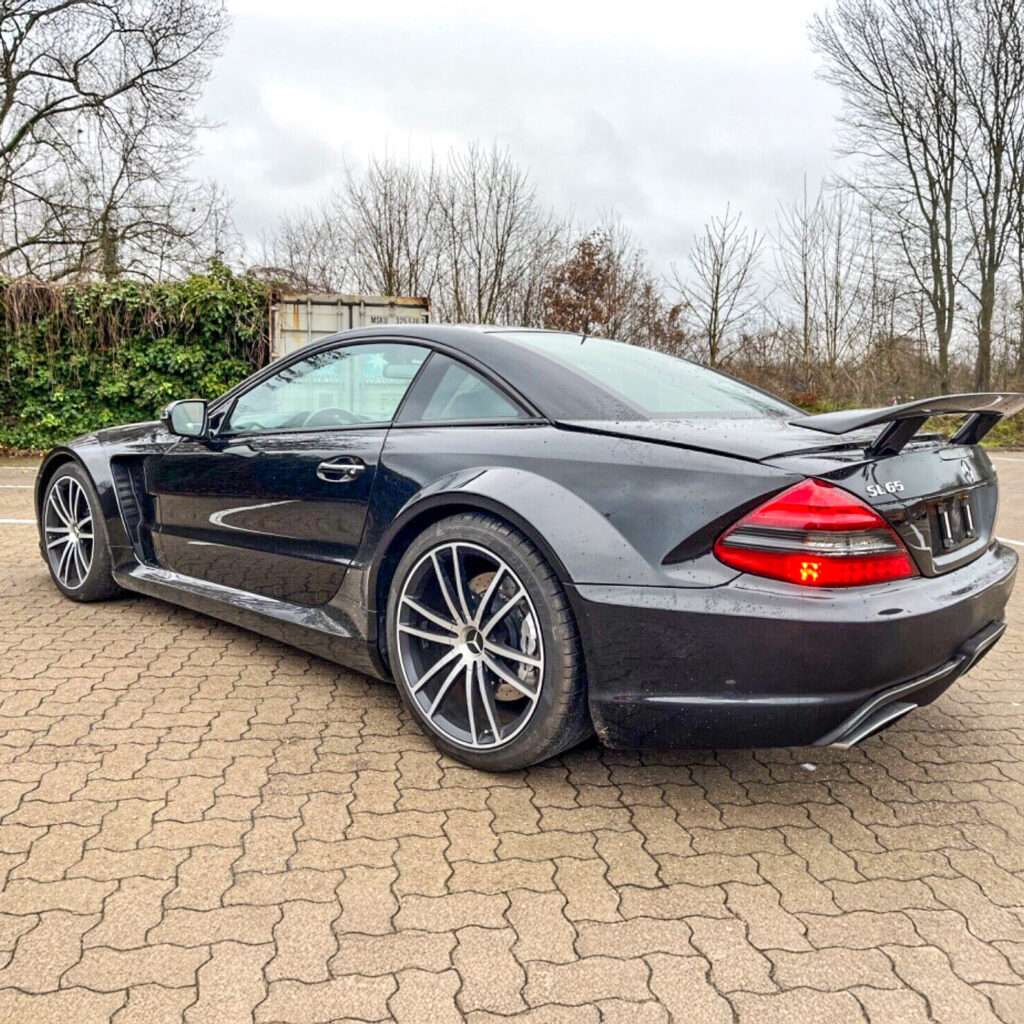Mercedes Benz Sl 65 Amg Black 4