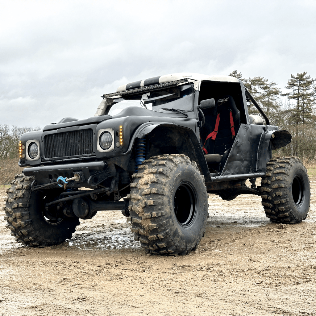 Nissan Patrol Y60 Challenge Race Truck 1