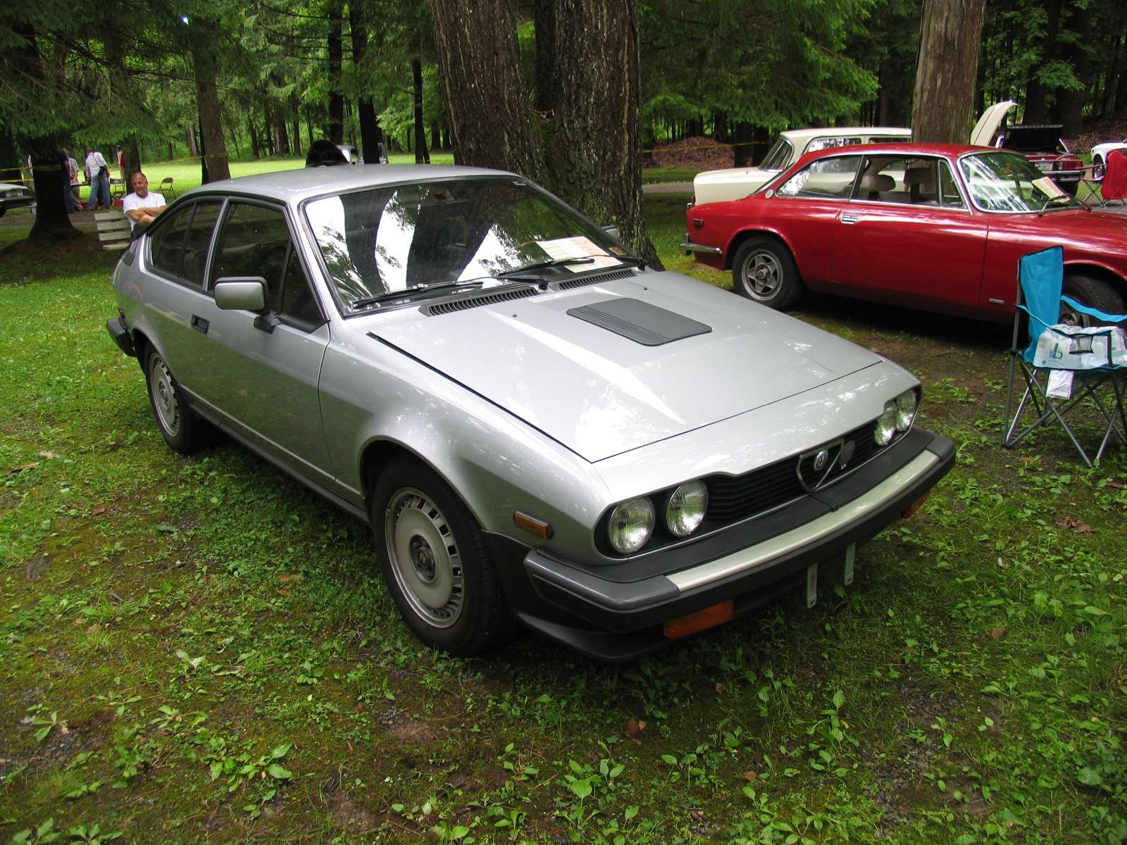 Alfa Romeo GTV6 rear view
