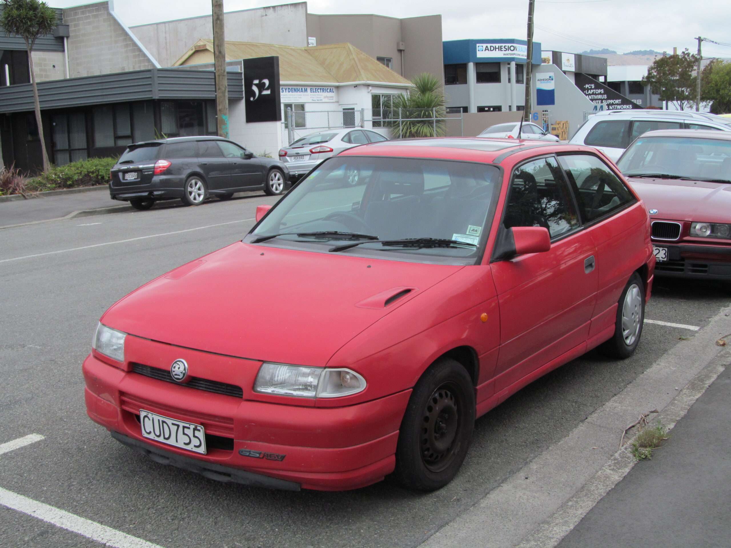 1994 Vauxhall Astra GSi 16v side view