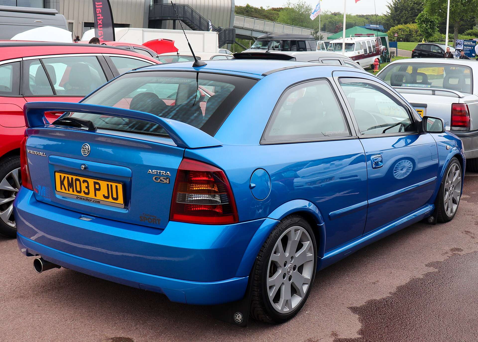 2003 Vauxhall Astra GSi Turbo 16V rear view