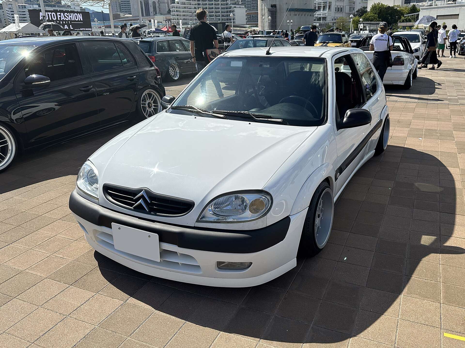 Citroën Saxo VTR and VTS detail