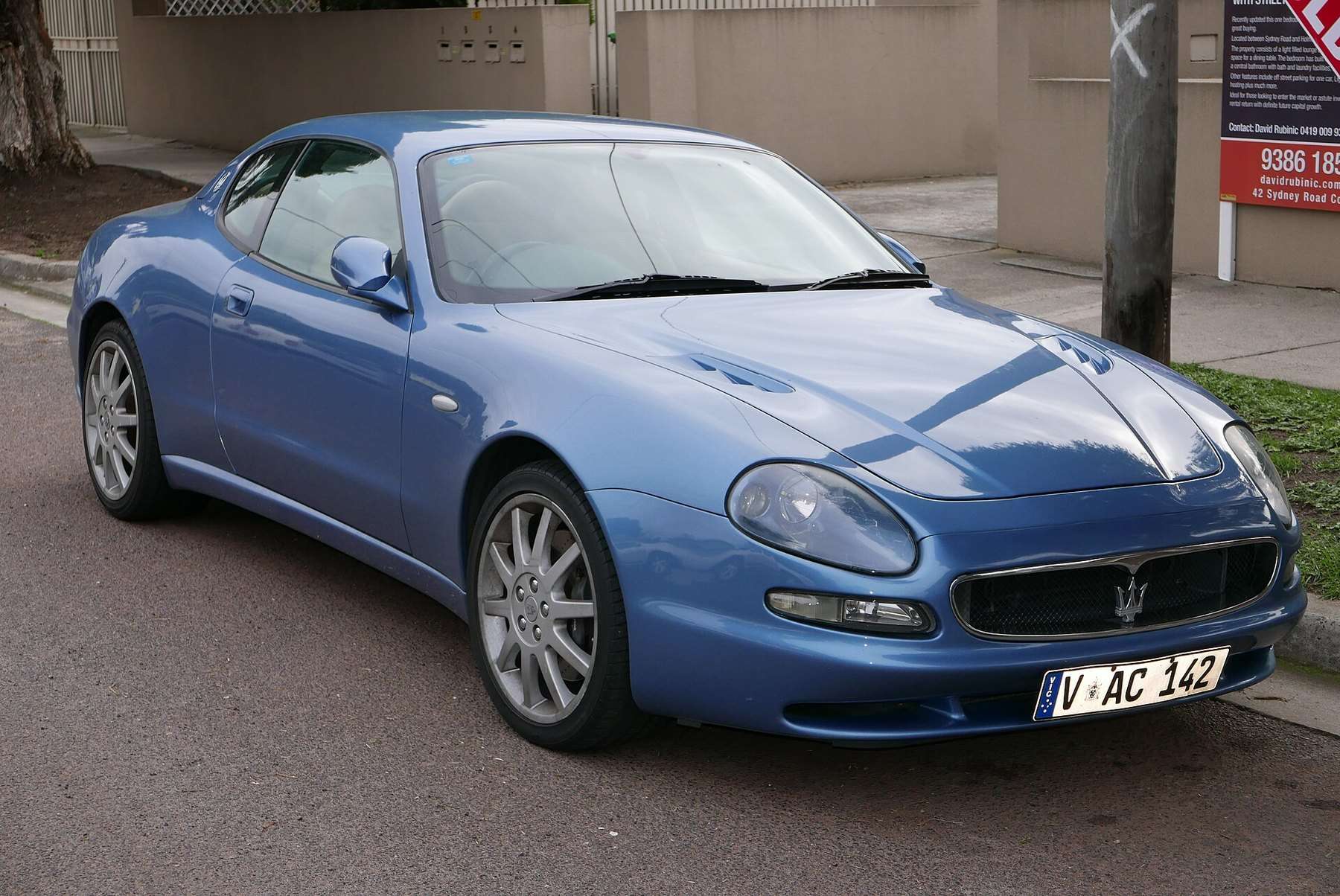 Maserati 3200 GT viewed from the front