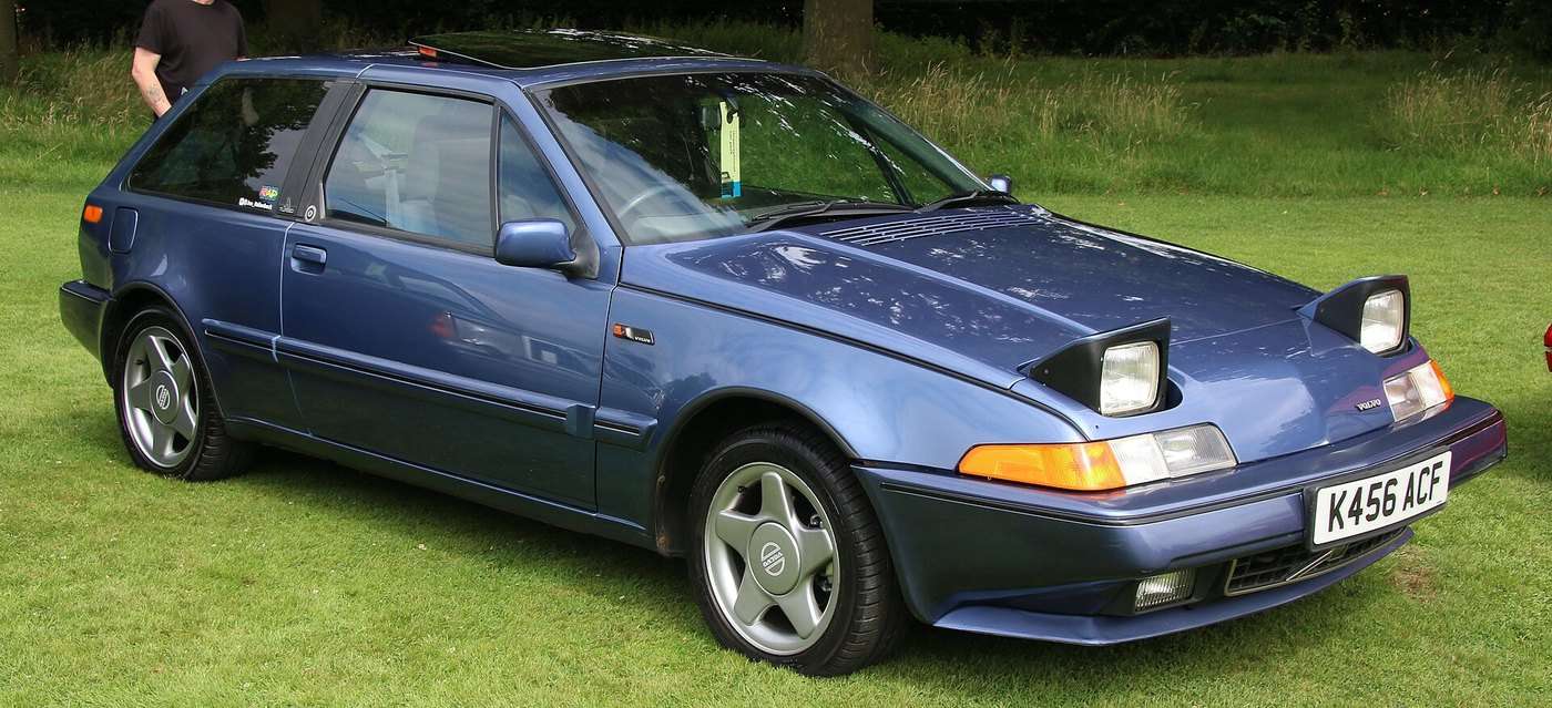 1992 Volvo 480 Turbo SR front view