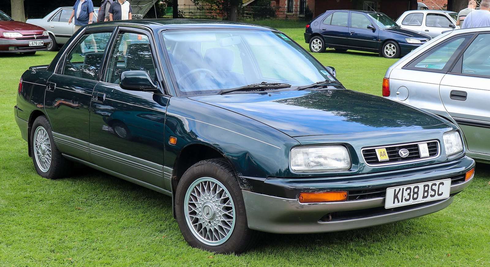 1993 UK-market Daihatsu Applause GLXi
