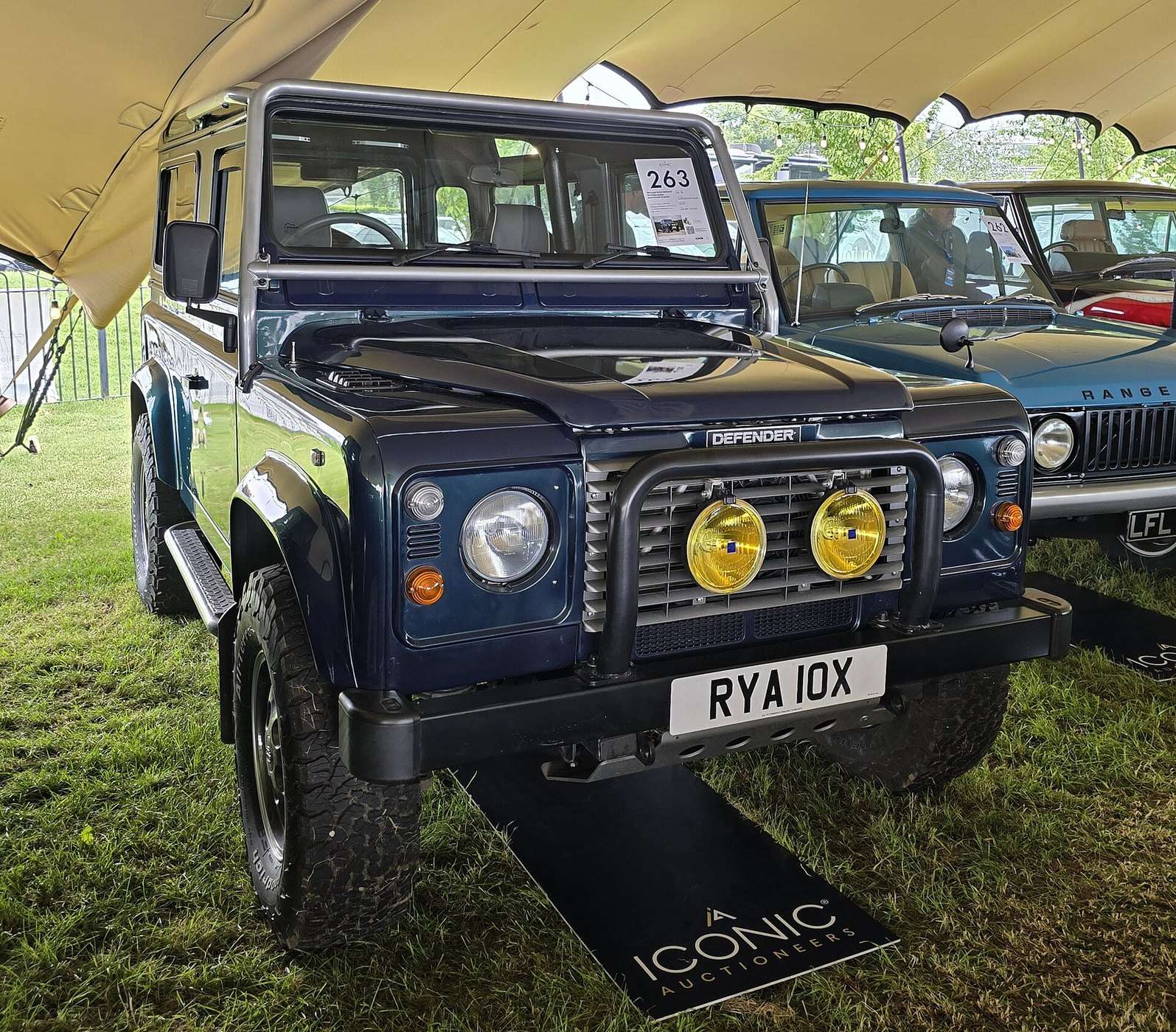 Land Rover Defender 50th Anniversary V8