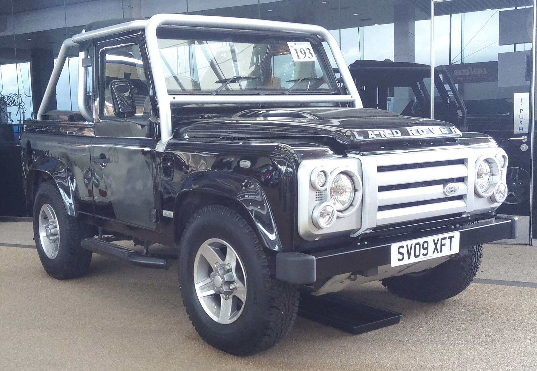 Land Rover Defender SVX front styling