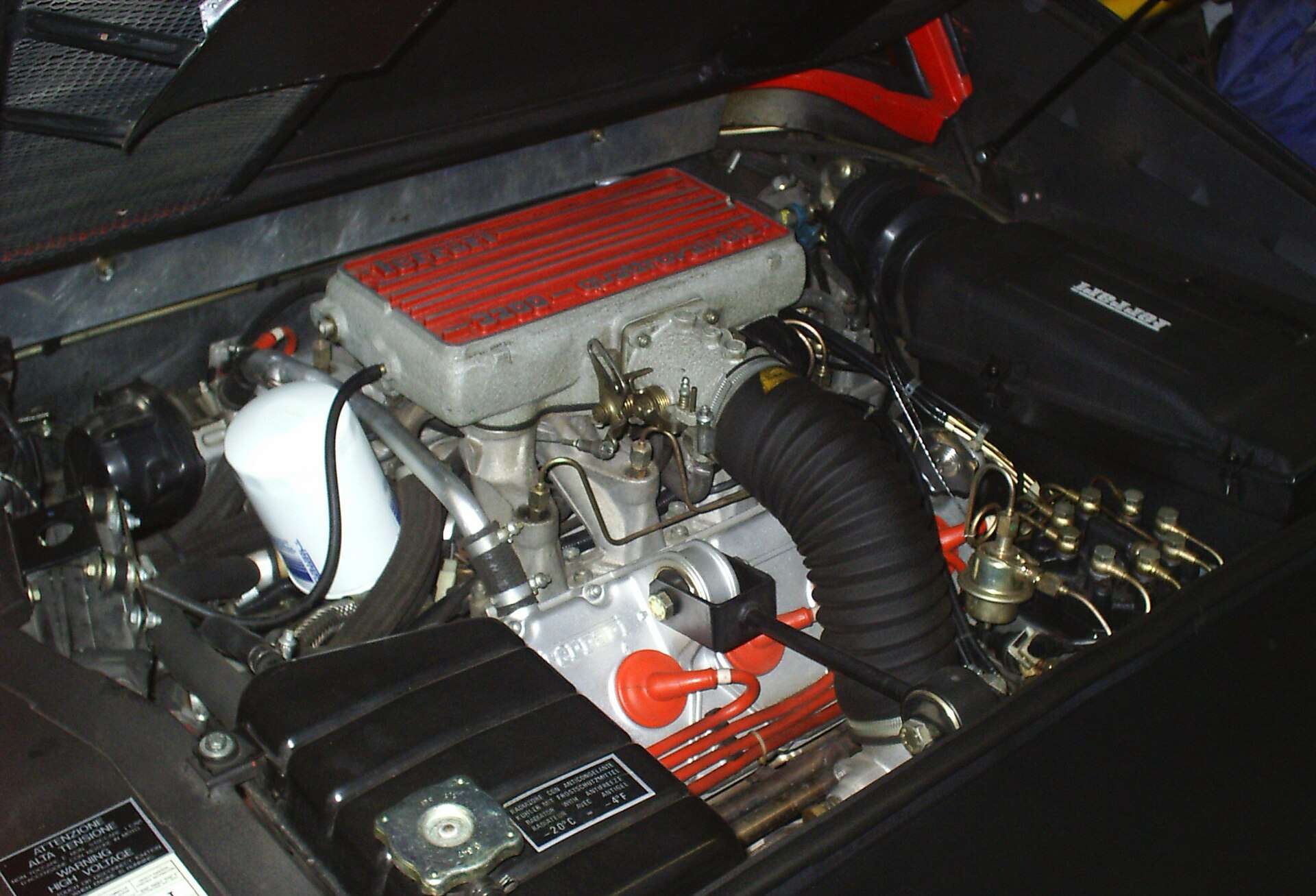 Ferrari 328 transverse V8 engine