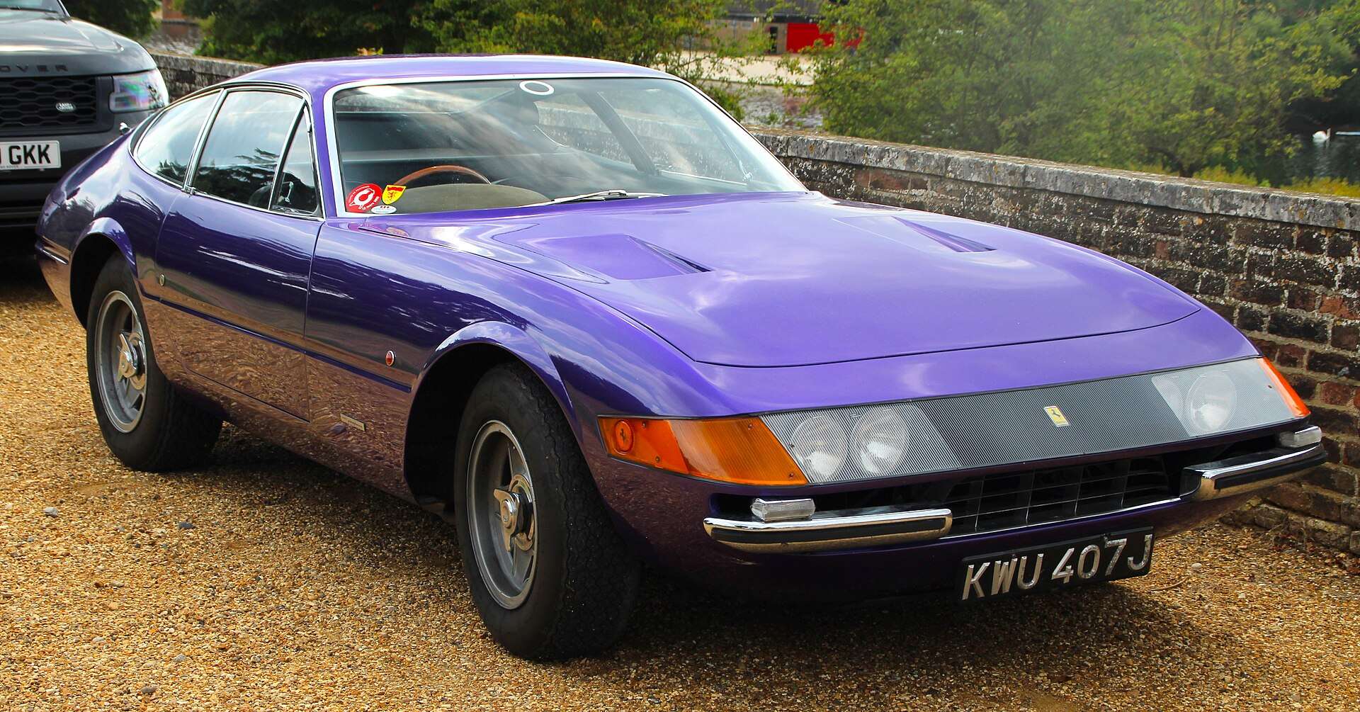Blue Ferrari 365 GTB4 Daytona