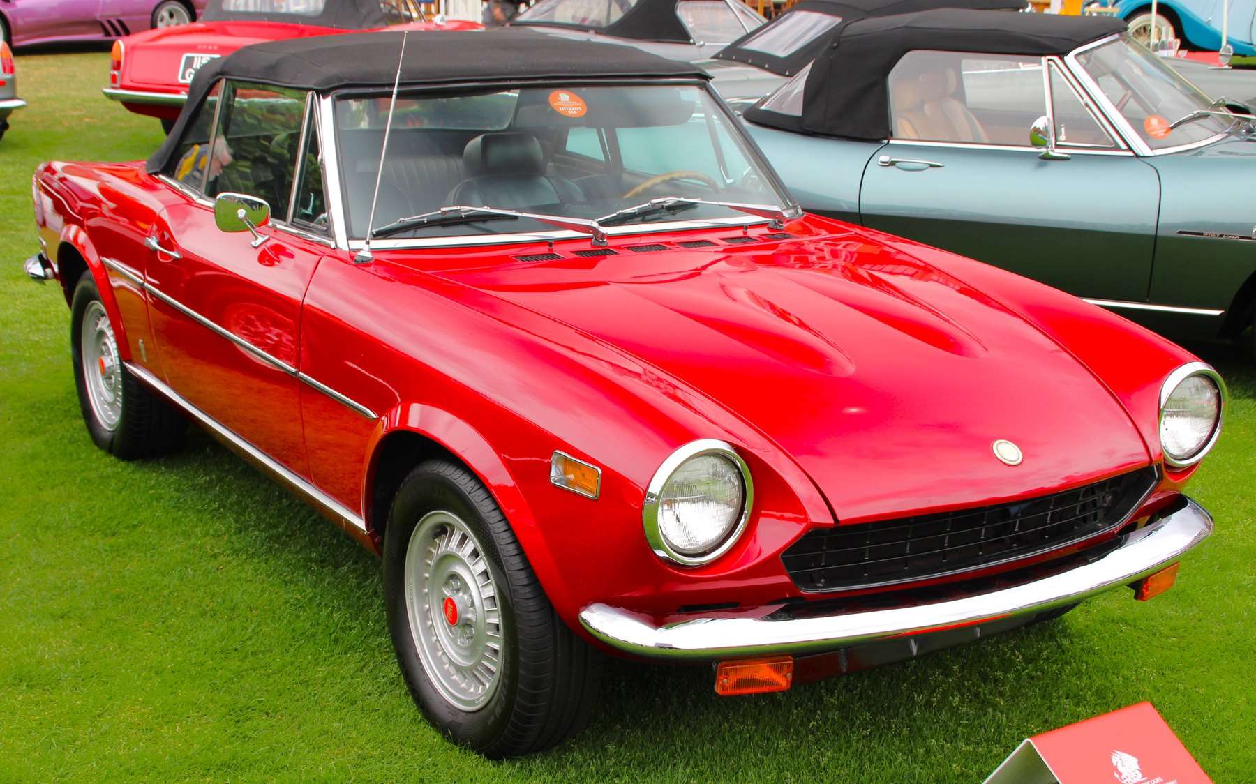 Fiat 124 Sport Spider and Abarth Rally