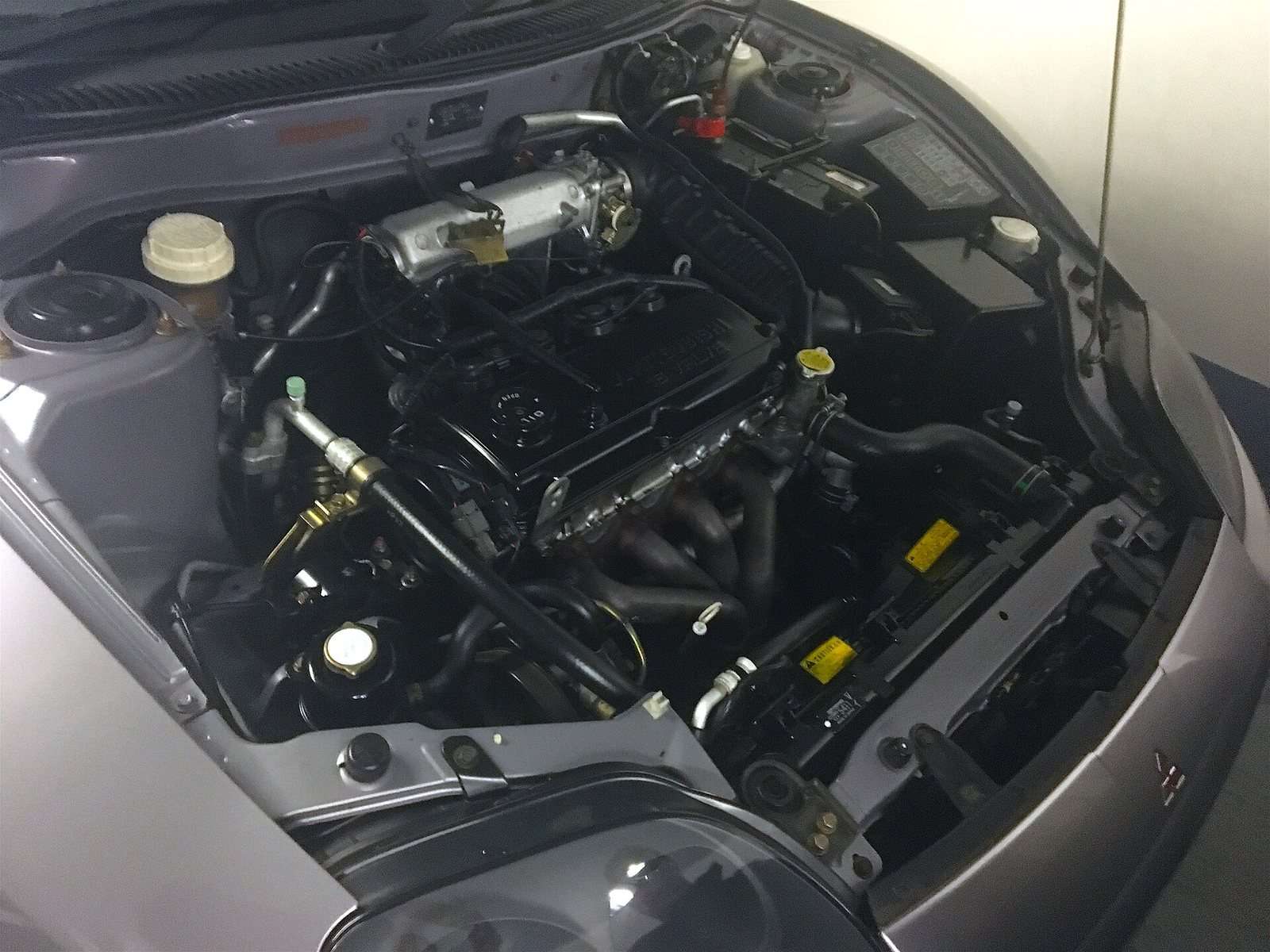 Mitsubishi FTO GS 1.8-litre four-cylinder engine bay