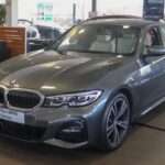 2019 G20 320d xDrive M Sport Saloon, front three-quarter view