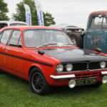 1970s Hillman Avenger 1500 saloon in front three-quarter view