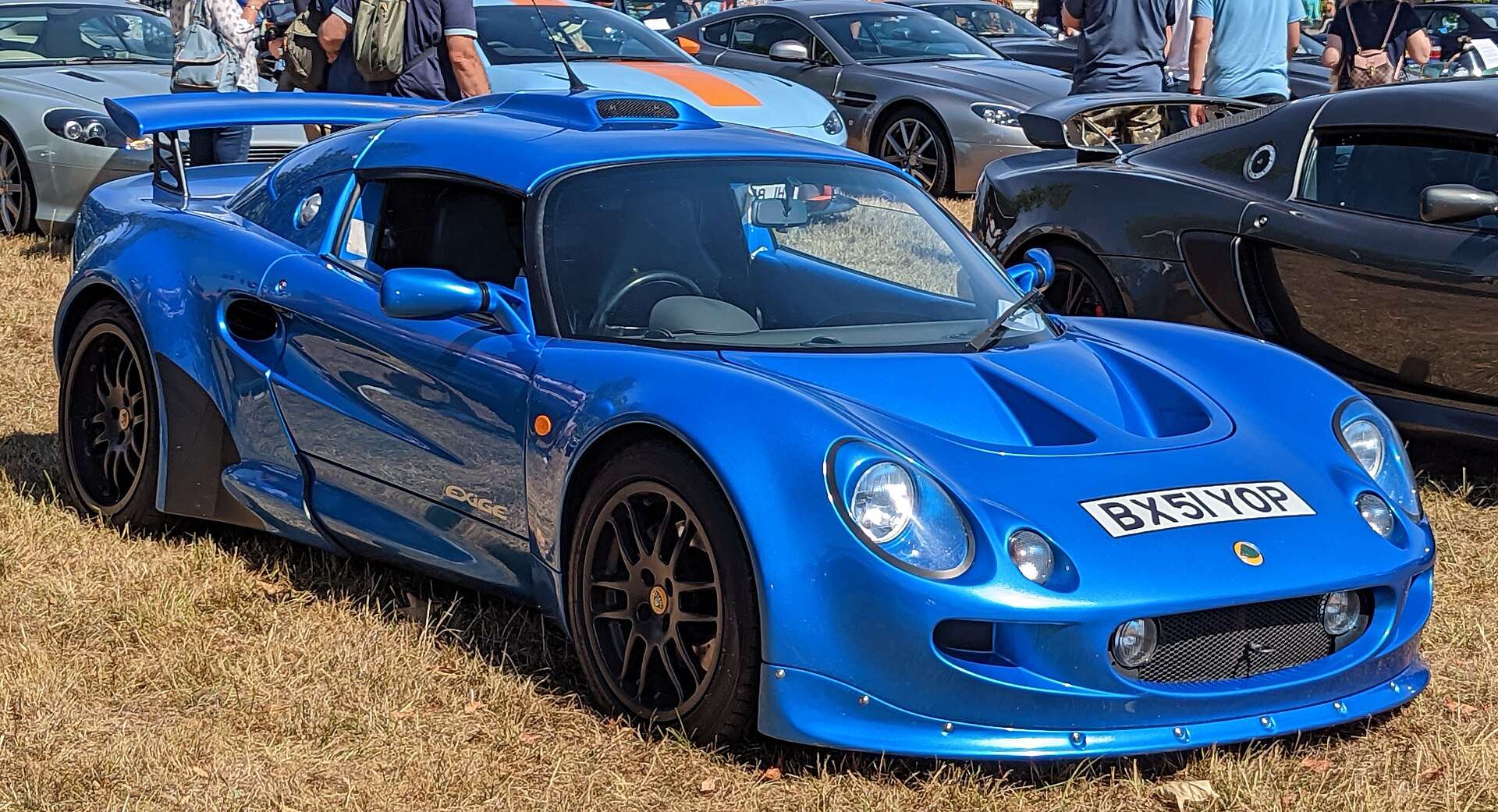 2001 Lotus Exige S1 front three-quarter view