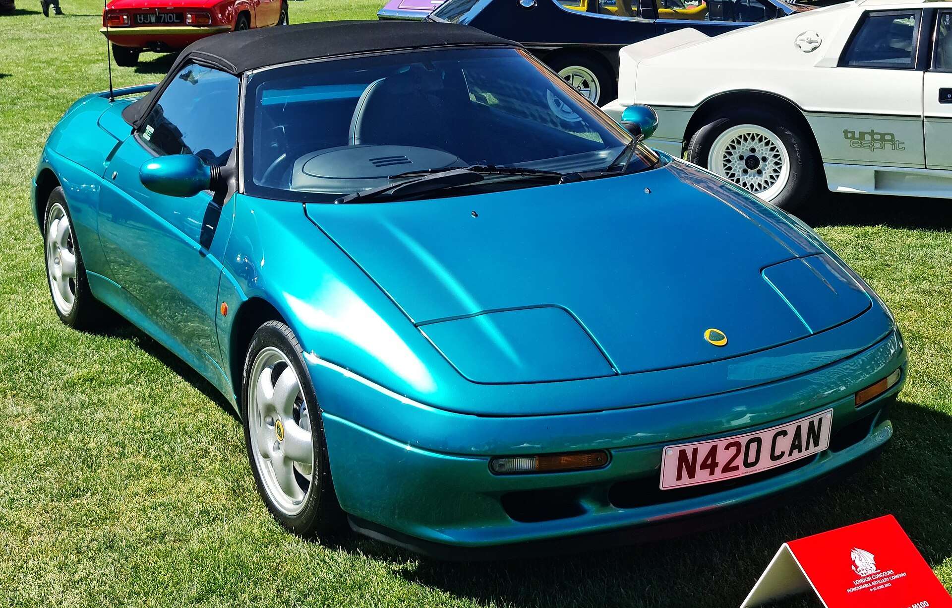 1996-registered Lotus Elan M100 S2