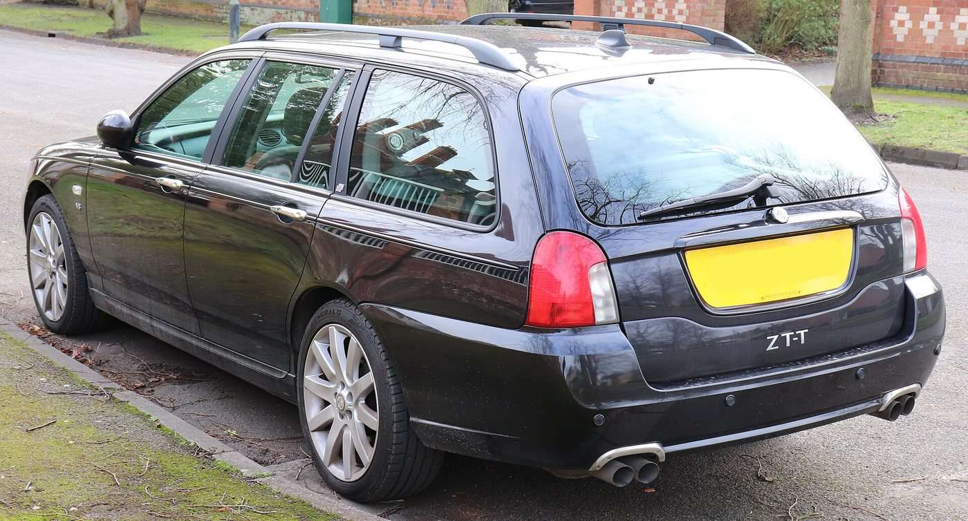 2006 MG ZT-T SE V8 260 rear view