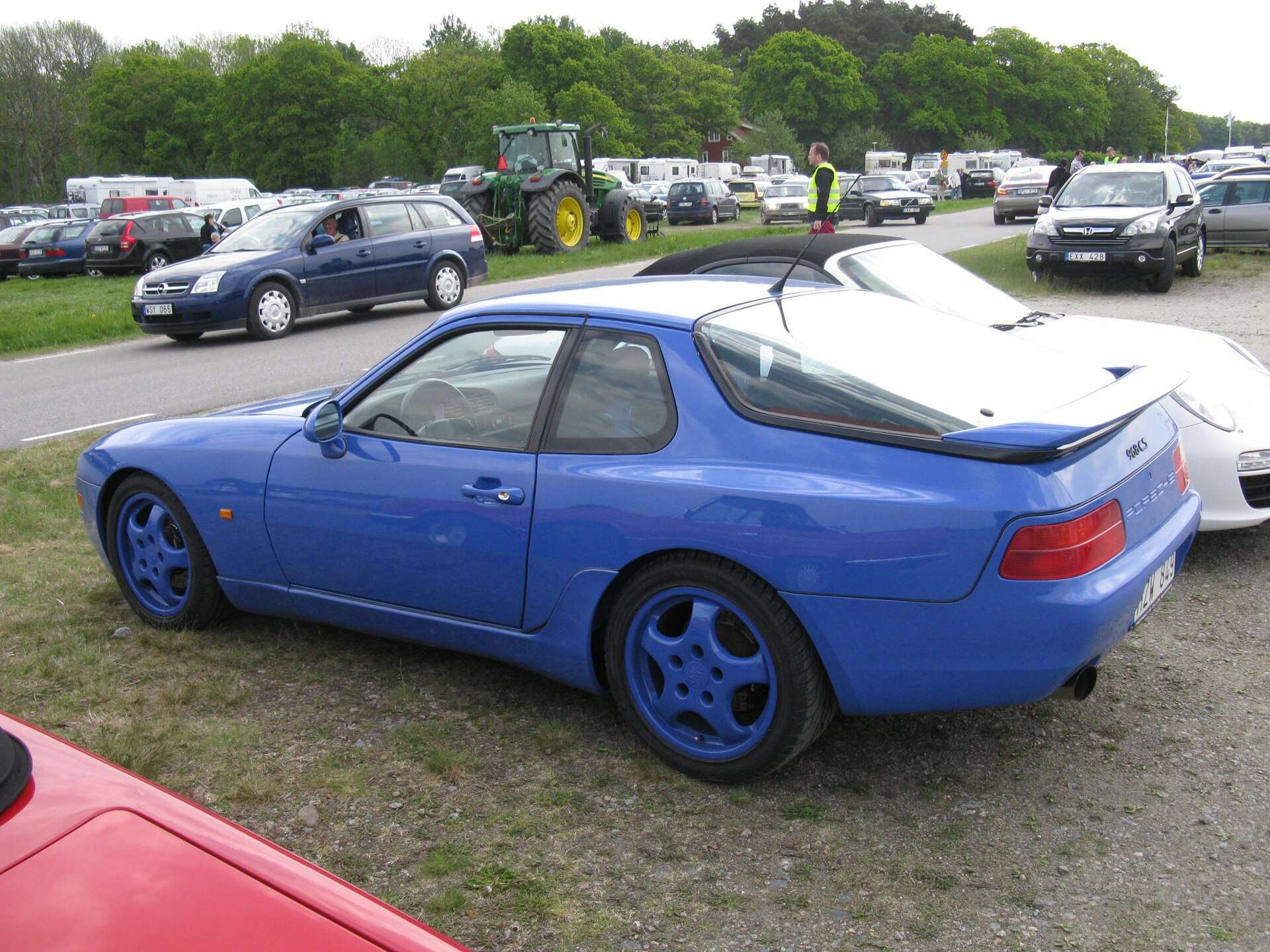 Yellow Porsche 968 Club Sport rear view