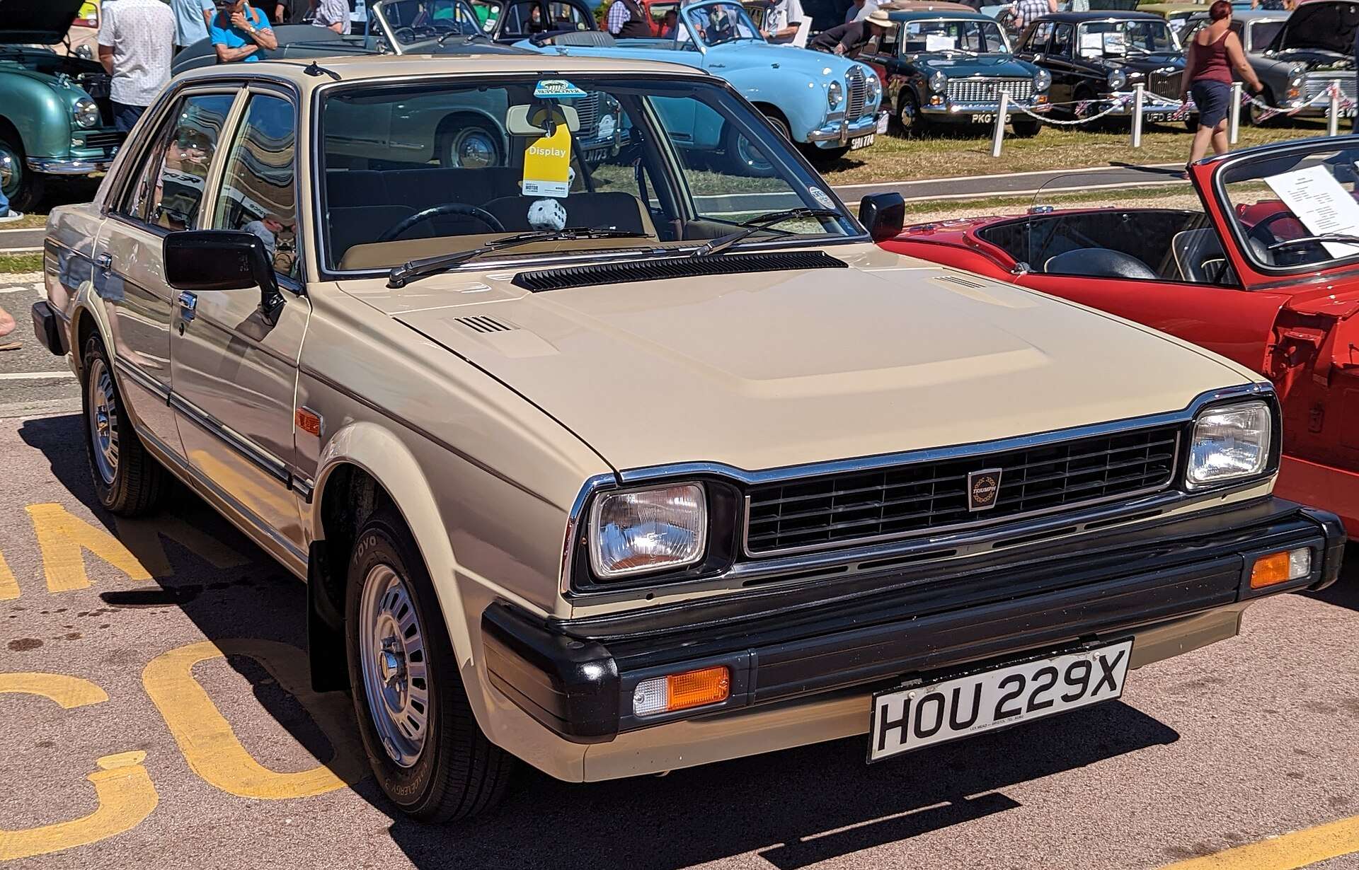 White 1981 Triumph Acclaim HLS front three-quarter view