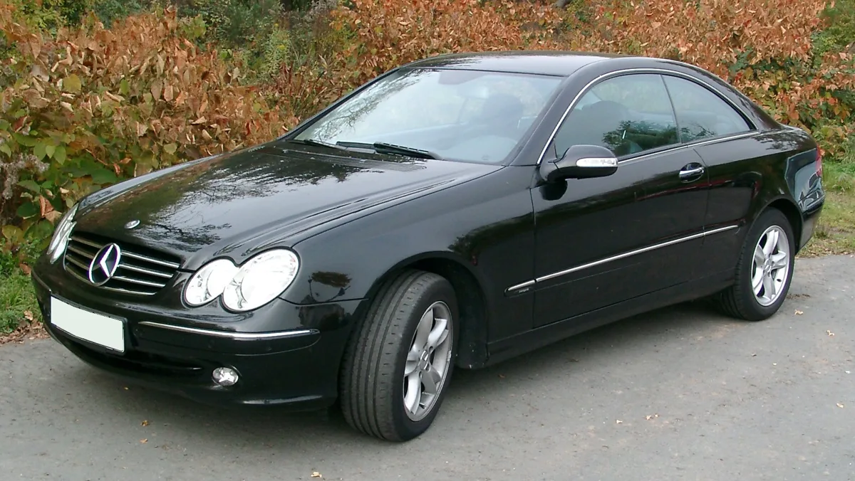 Mercedes CLK C209 generation example