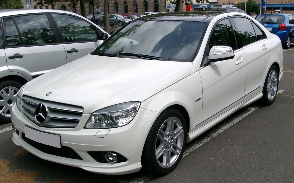 Mercedes C-Class W204 generation example