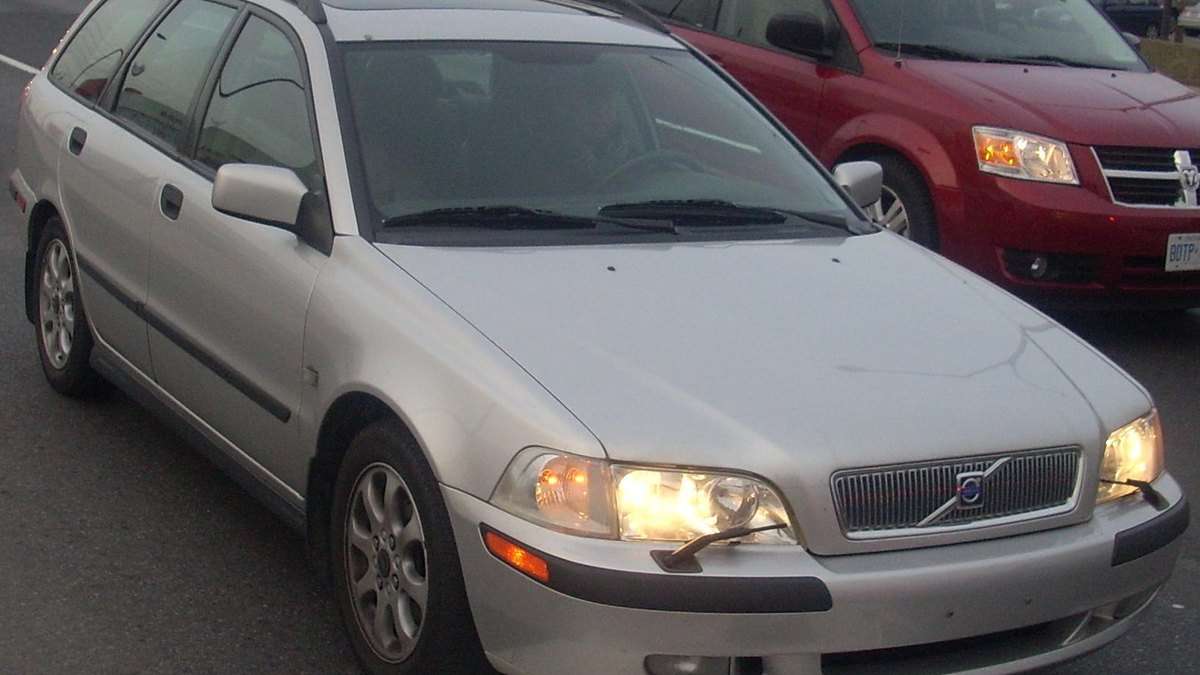 Volvo S40 and V40 T4