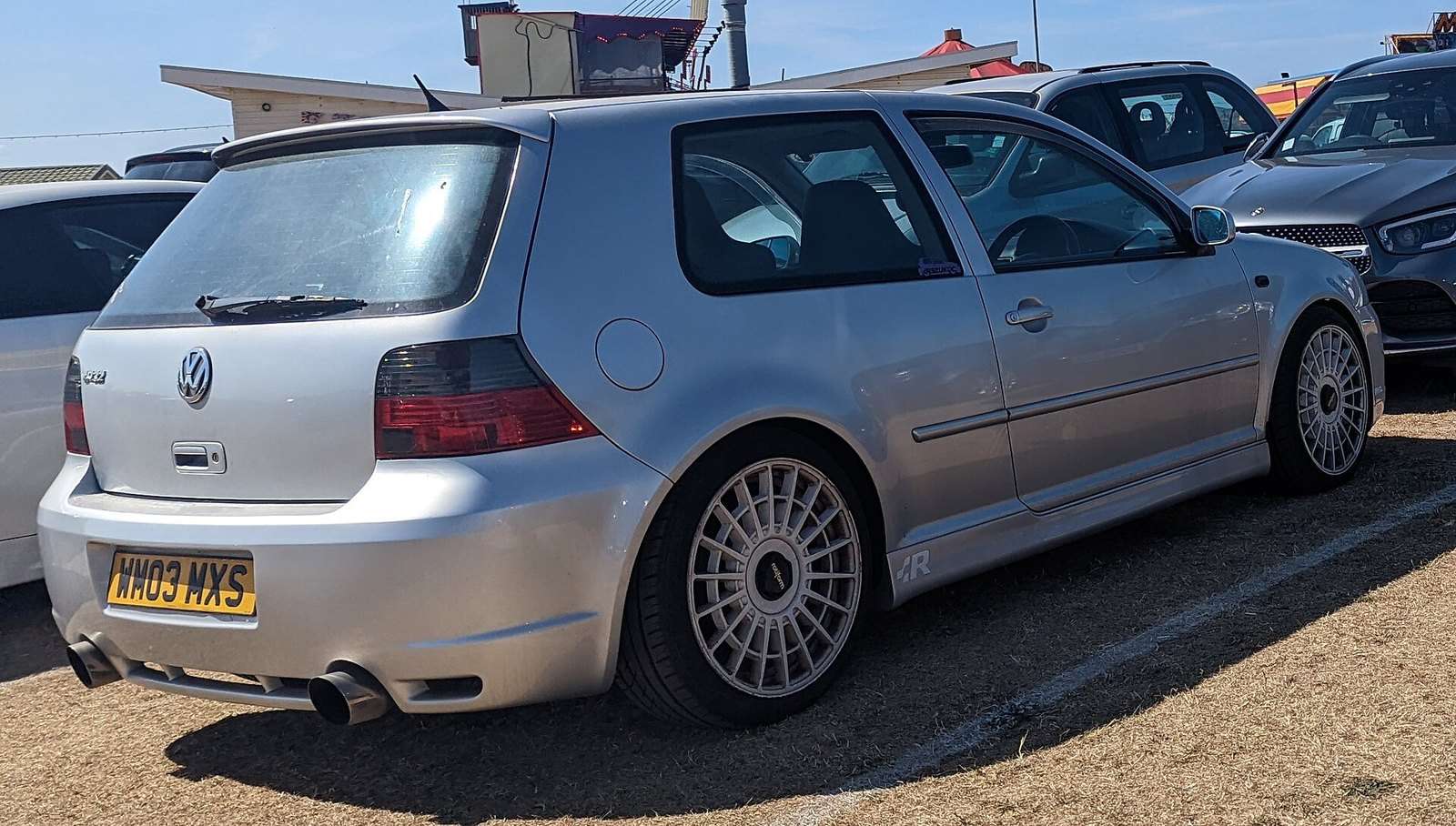 Volkswagen Golf Mk4 R32