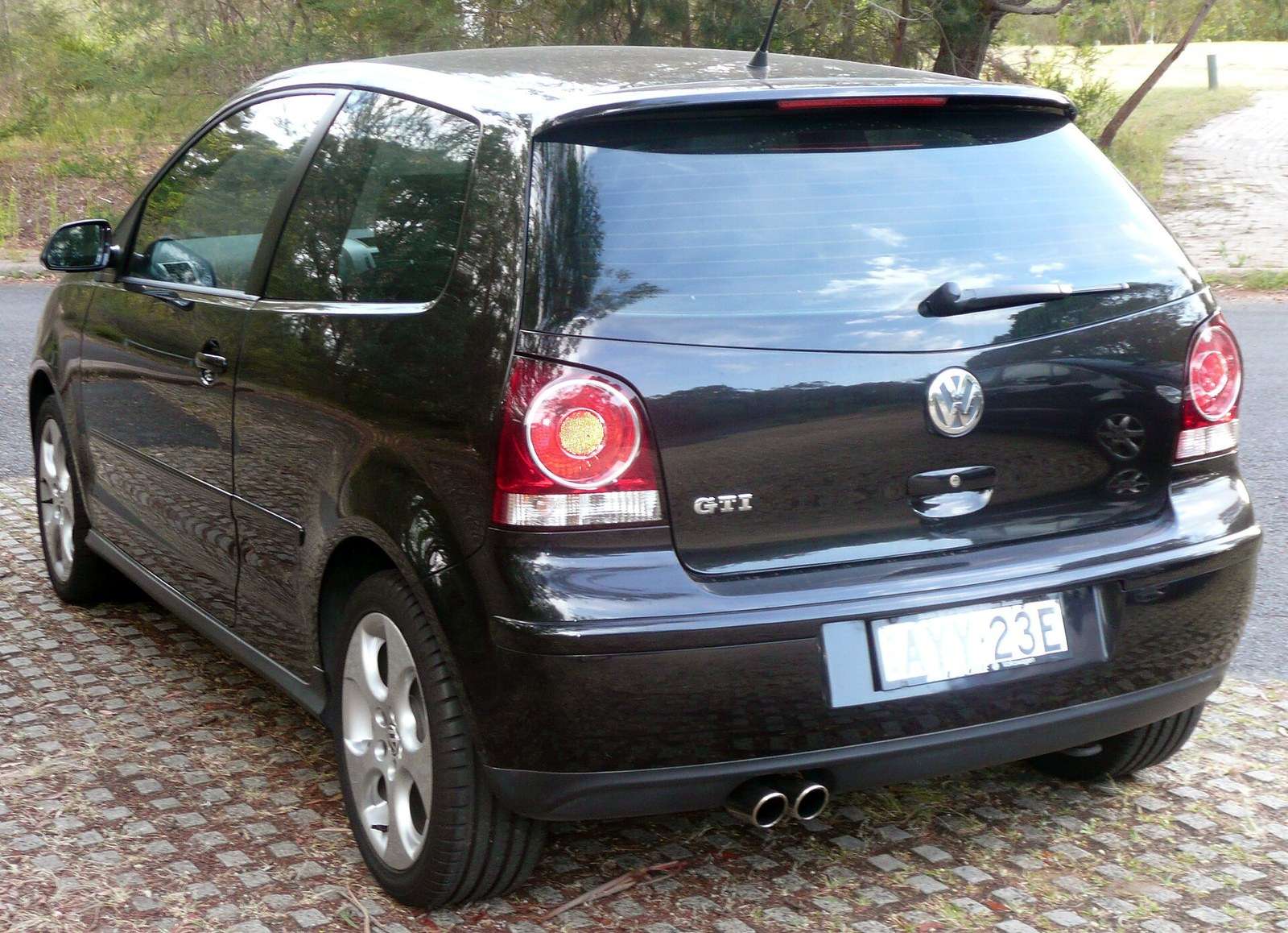 Black Volkswagen Polo GTI 9N3 rear view