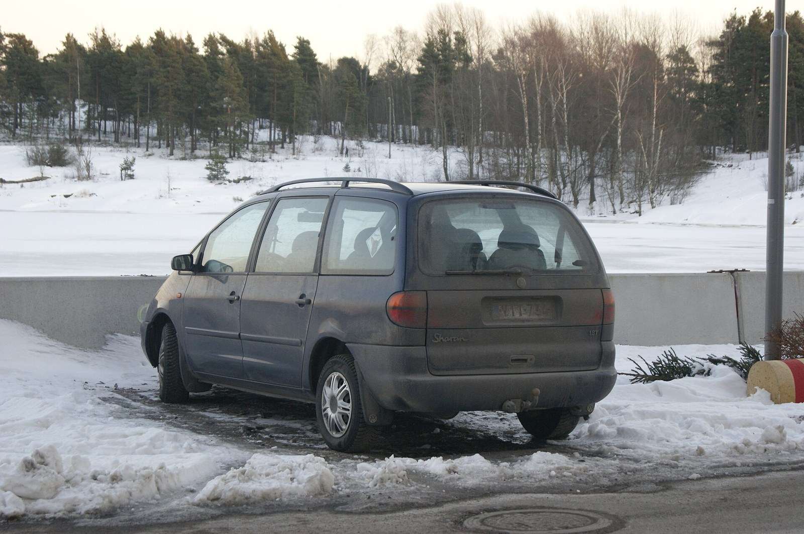 Grey first-generation Volkswagen Sharan